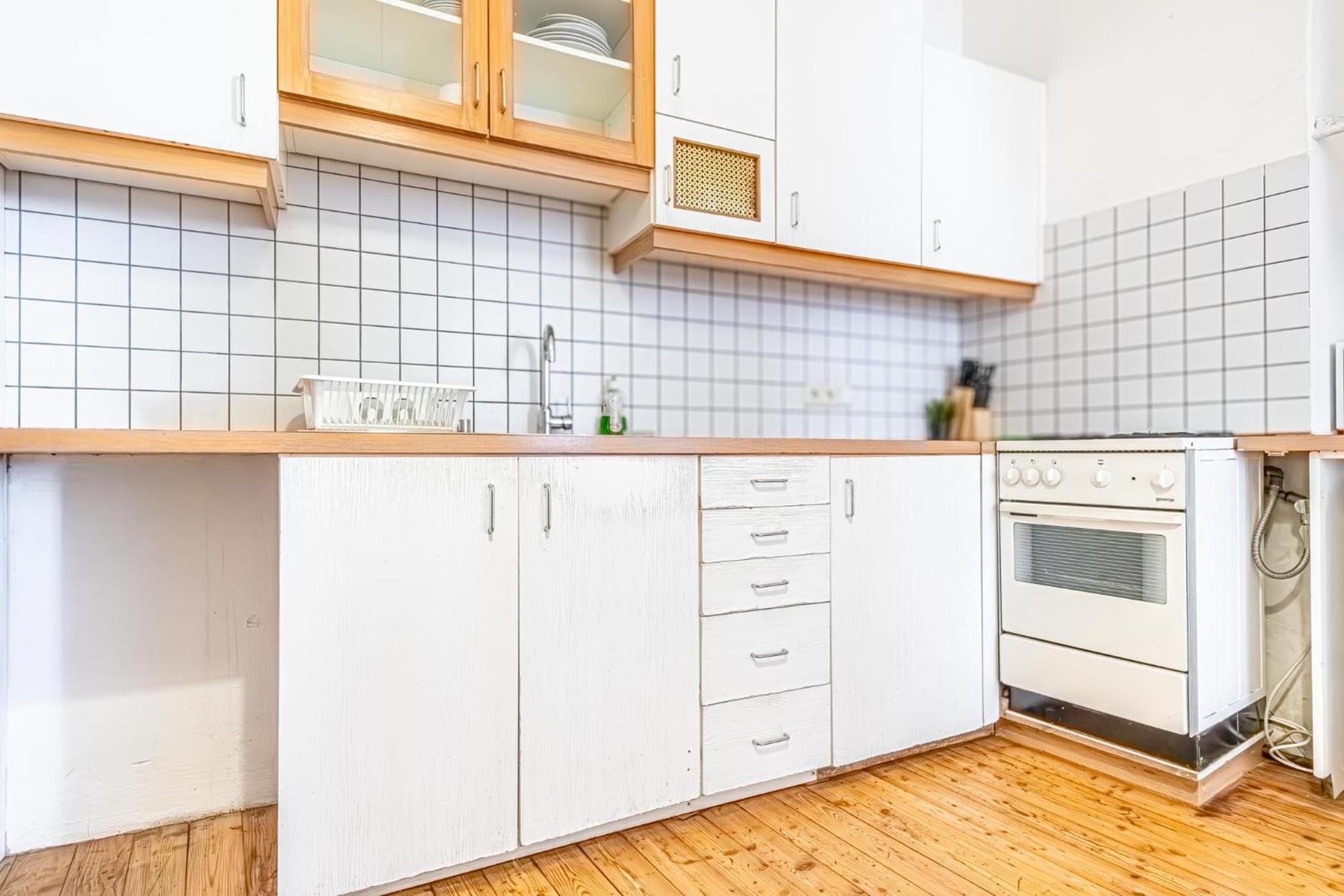 Simple Apartment Near Wiener Stadthalle ภายนอก รูปภาพ